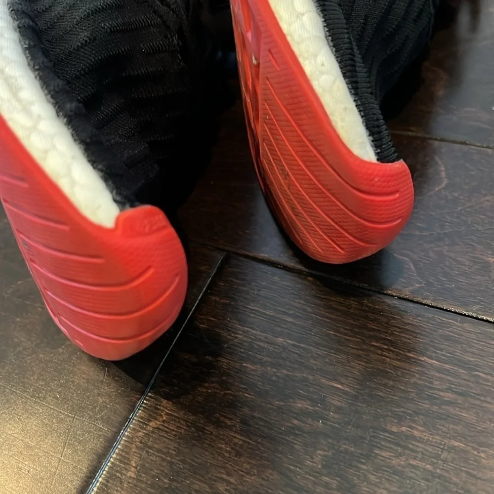 Adidas NMD R2 core size 13